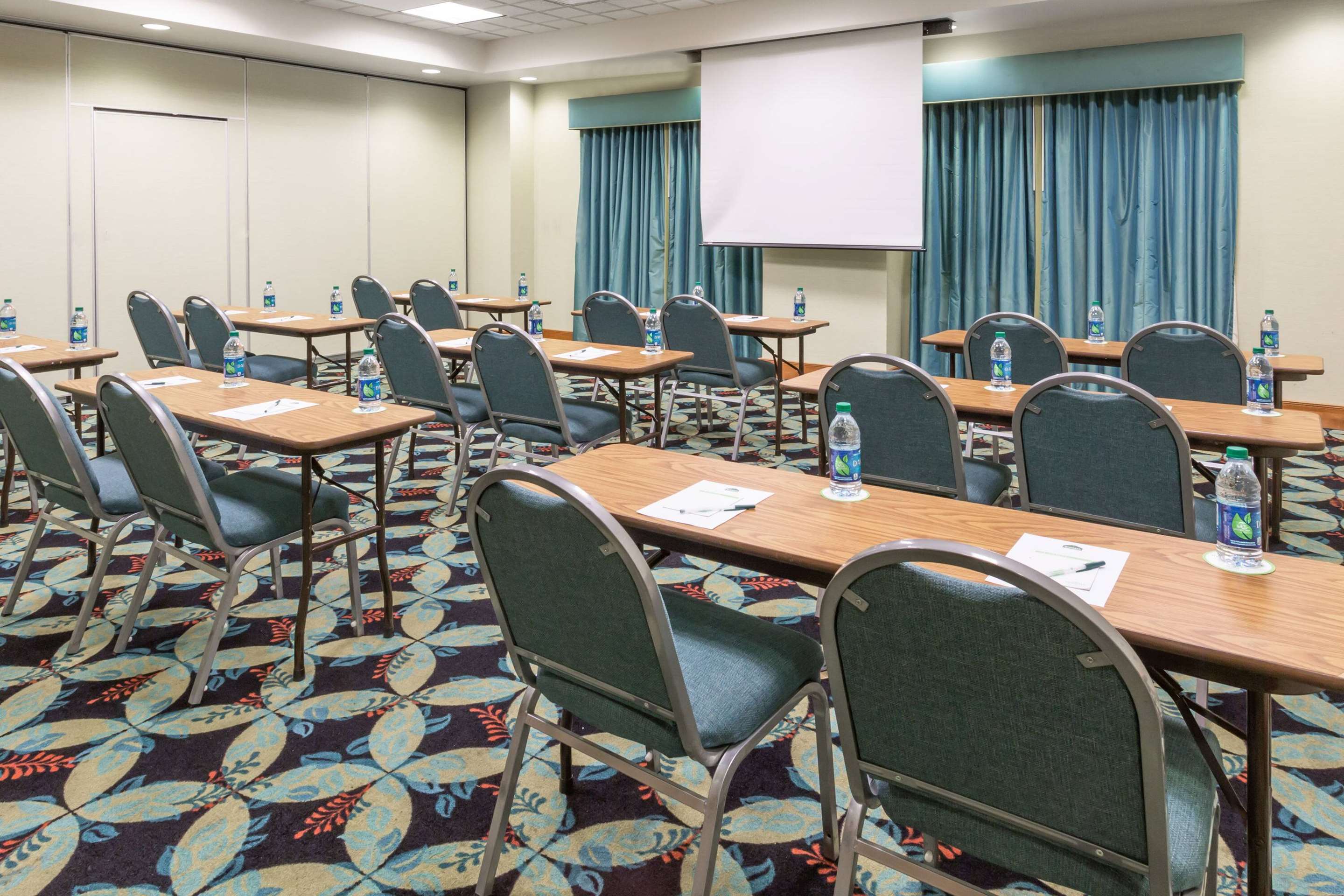 Meeting Room | Wingate by Wyndham Richmond Short Pump