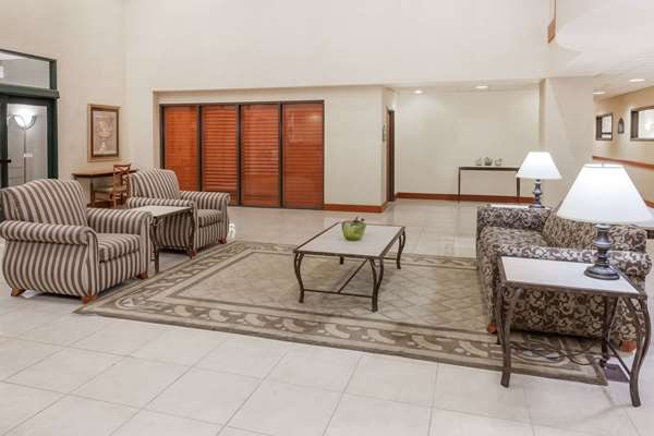  - Wingate by Wyndham Hotel Peoria