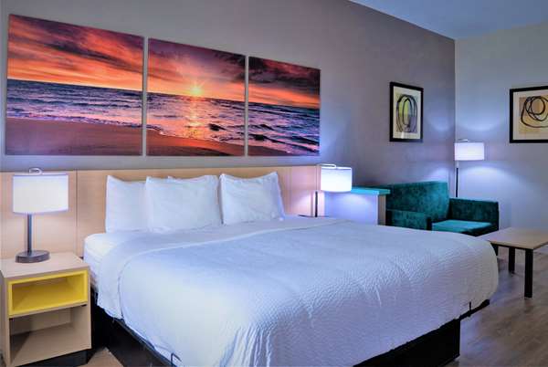  - Days Inn & Suites Port Wentworth