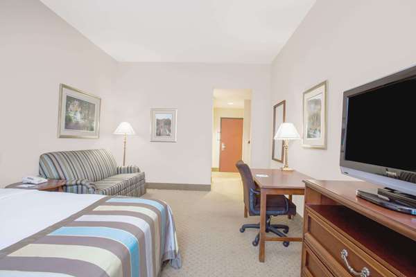  - Wingate by Wyndham Lexington -  I-20, Exit 61