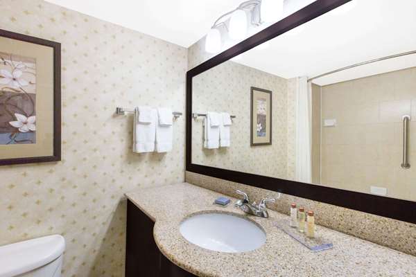  - Wingate by Wyndham Hotel Southport