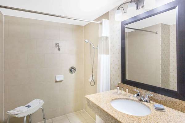  - Wingate by Wyndham Hotel Southport