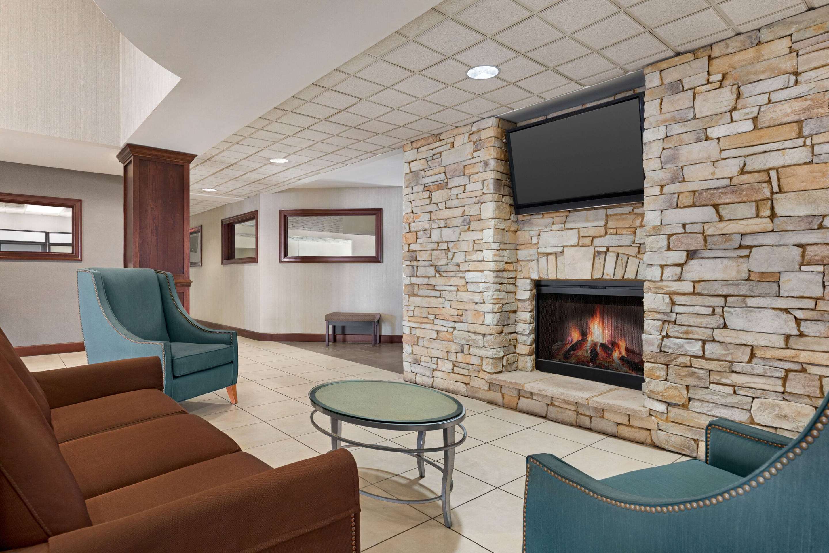 Reception | Wingate By Wyndham Southport