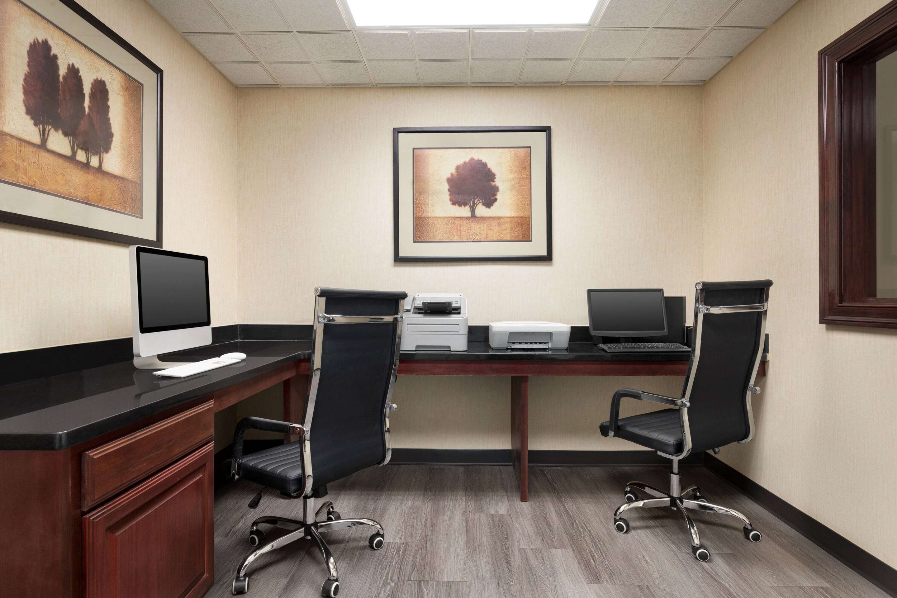 Business Center | Wingate By Wyndham Southport