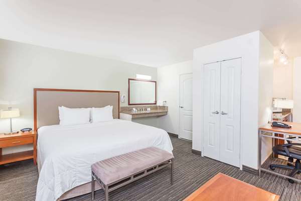 Suite - Hawthorn Suites by Wyndham Victorville - I-15, Exit 147