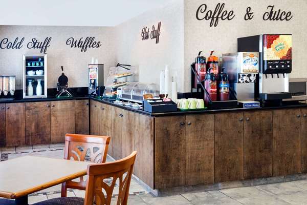  - Hawthorn Suites by Wyndham Gold River Rancho Cordova