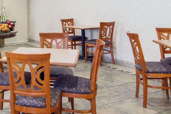  - Hawthorn Suites by Wyndham Gold River Rancho Cordova