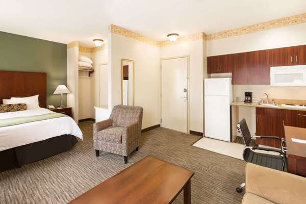 Suite - Hawthorn Suites by Wyndham Gold River Rancho Cordova