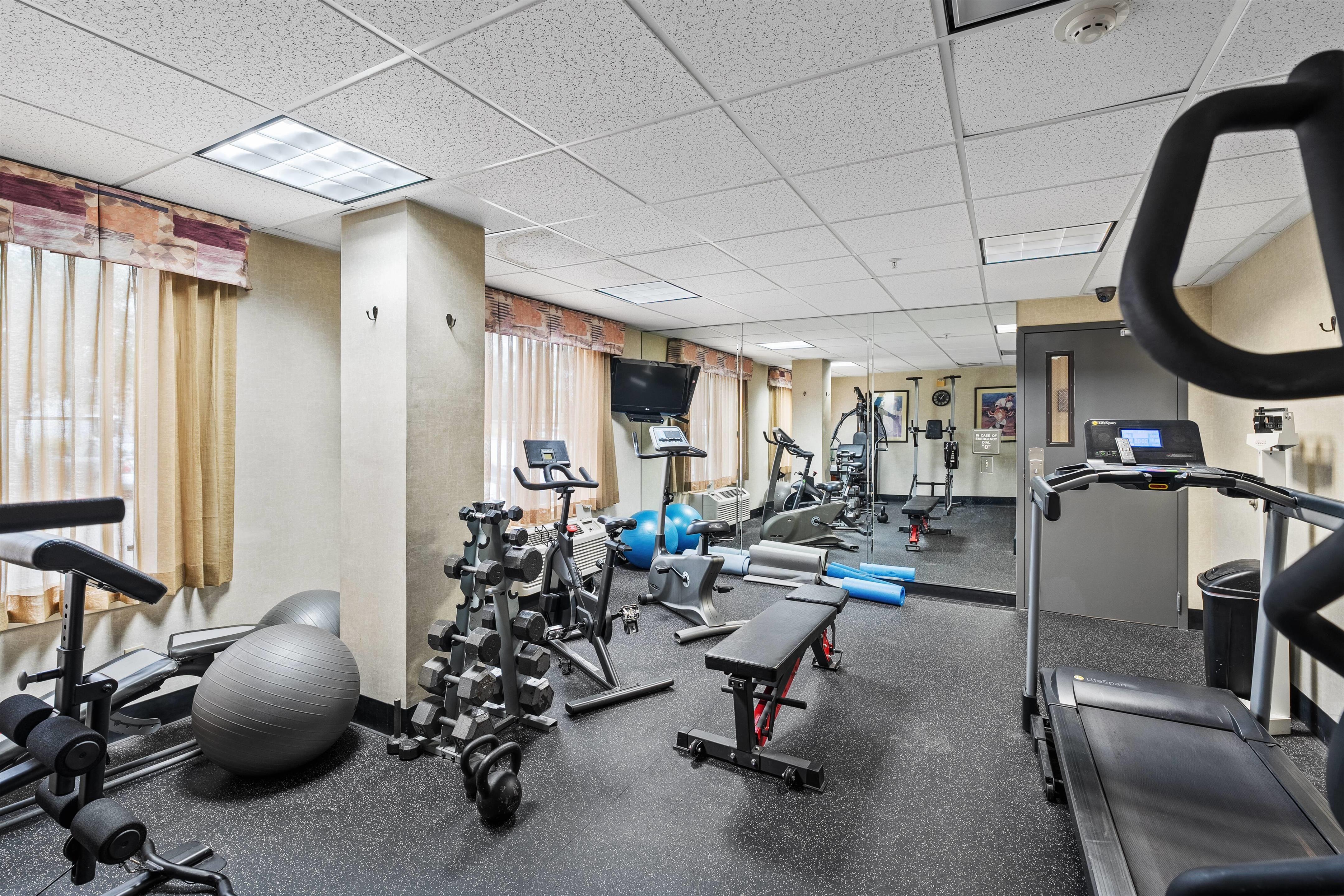 Health club fitness center gym | Hawthorn Suites by Wyndham Rancho Cordova/Folsom