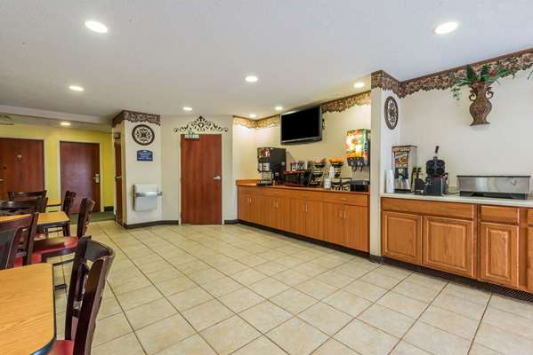  - Microtel Inn & Suites by Wyndham Auburn - I-85, Exit 51