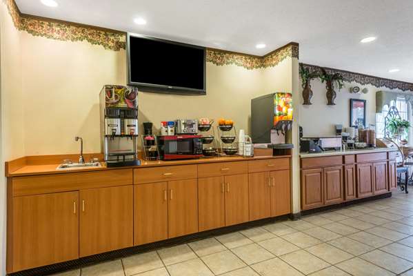  - Microtel Inn & Suites by Wyndham Auburn - I-85, Exit 51