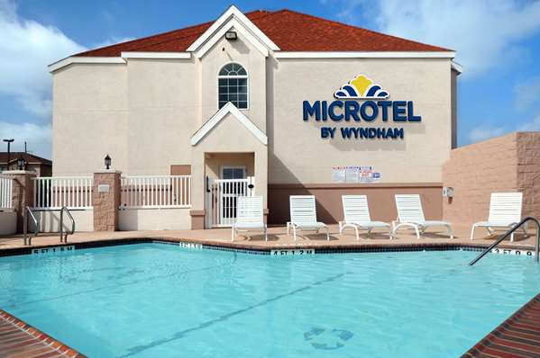 Pool - Microtel Inn by Wyndham Aransas Pass