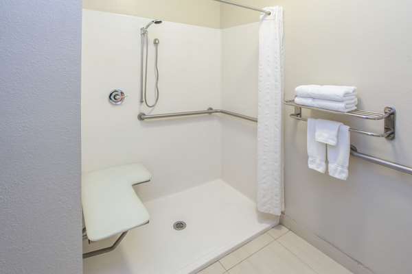  - Hawthorn Suites by Wyndham Bloomington - I-55 & I-74, Exit 160