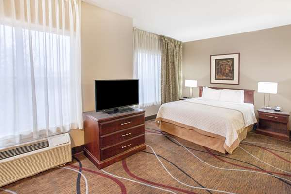 Suite - Hawthorn Suites by Wyndham Bloomington - I-55 & I-74, Exit 160
