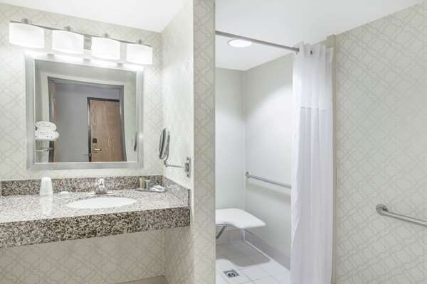  - Hawthorn Suites by Wyndham Livermore
