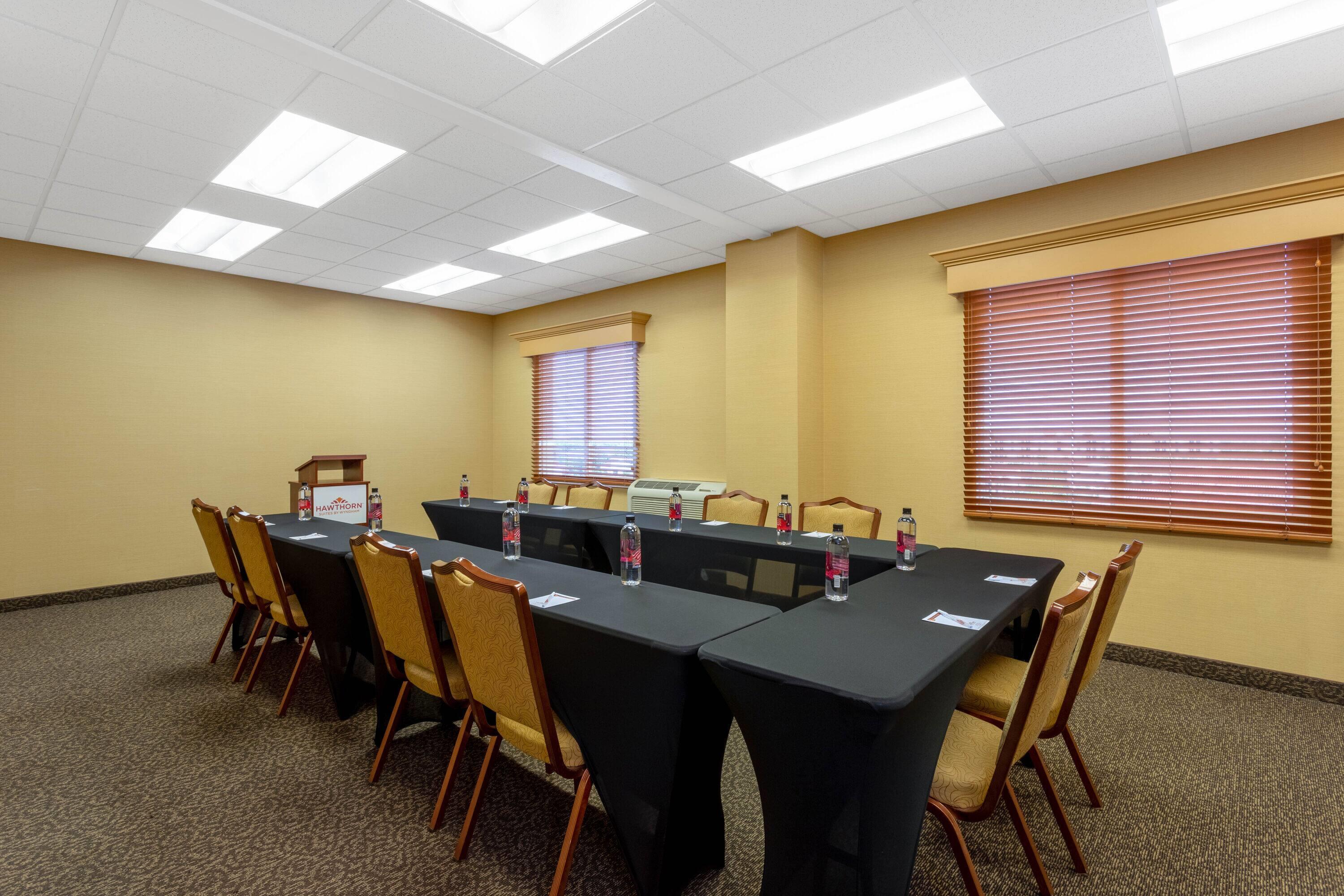 Meeting Room | Hawthorn Suites by Wyndham West Palm Beach