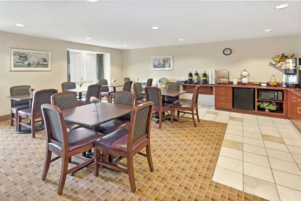 Restaurant - Microtel Inn & Suites by Wyndham Jasper