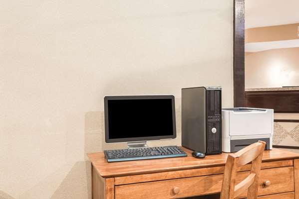 Conference Area - Hawthorn Suites by Wyndham North Dayton - I-75, Exit 59