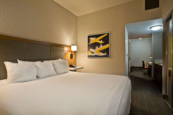  - Hawthorn Suites by Wyndham Alameda