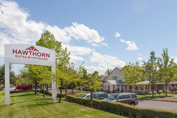 Exterior view - Hawthorn Suites by Wyndham Kent