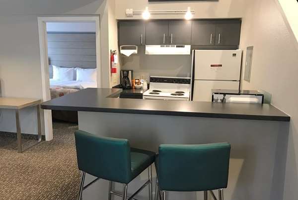  - Hawthorn Suites by Wyndham Kent