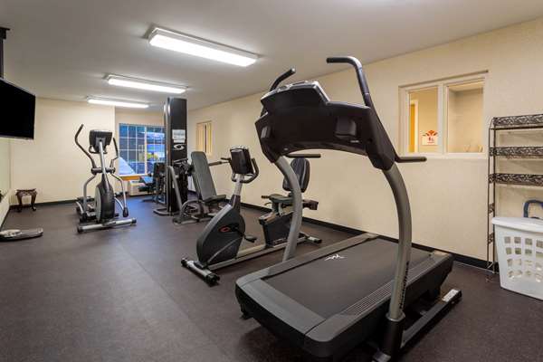 Fitness/ Exercise Room - Hawthorn Suites by Wyndham Fogelsville - I-78, Exit 49