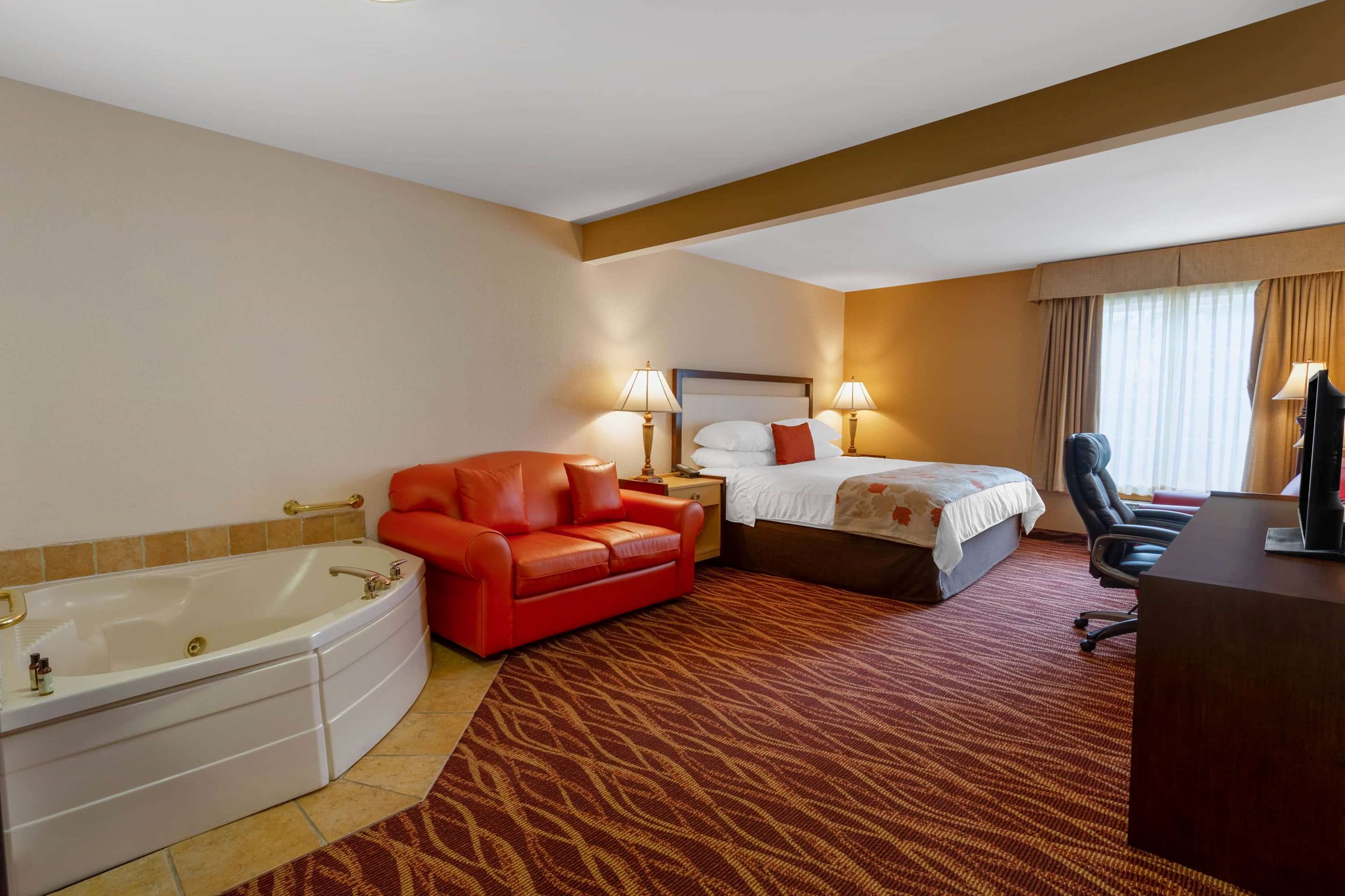 Suite | Hawthorn Suites by Wyndham Allentown-Fogelsville