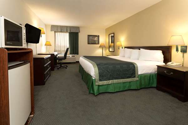 - Baymont Inn & Suites Mason - I-71, Exit 25