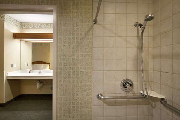  - Ramada Inn Olympia - I-5, Exit 109