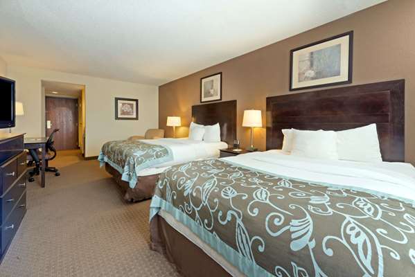  - Wingate by Wyndham Cincinnati Airport Erlanger - I-71 & I-75, Exit 184