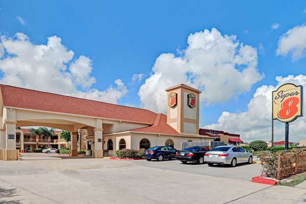 Exterior view - Super 8 Motel Hobby Airport South Houston
