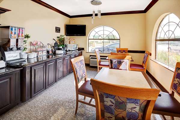  - Super 8 Motel Hobby Airport South Houston