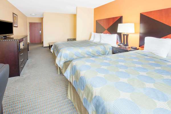 - Days Inn Russellville - I-40, Exit 81