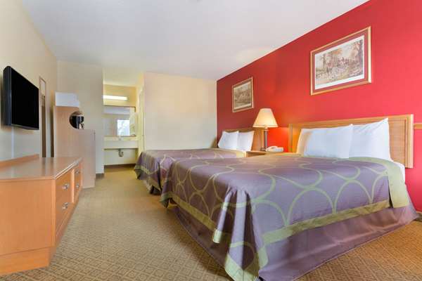  - Super 8 Hotel Lancaster