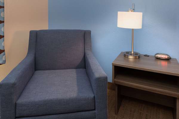  - Super 8 East Garland- I-30, Exit 60