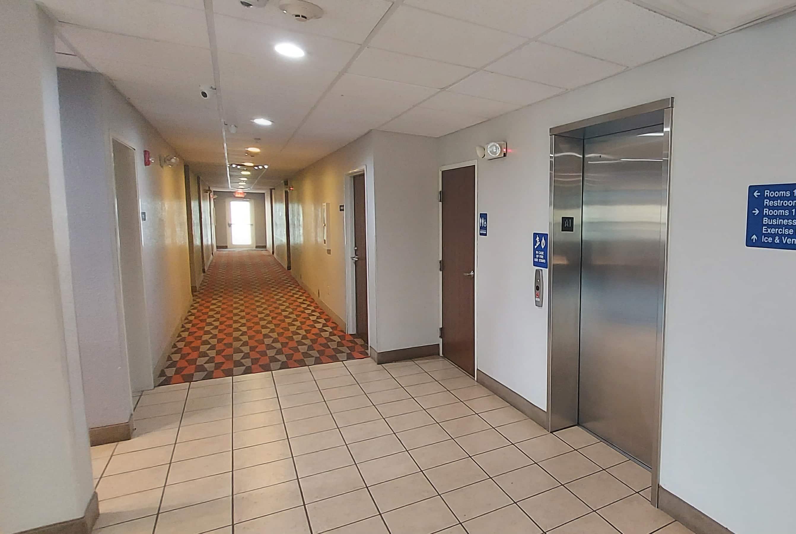 Lobby | Microtel Inn & Suites by Wyndham Hoover/Birmingham