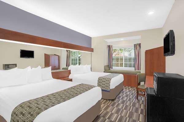  - Microtel Inn & Suites by Wyndham Bentonville - I-49, Exit 85
