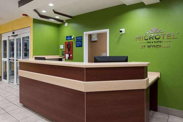  - Microtel Inn & Suites by Wyndham Rogers
