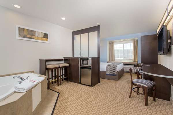 Suite - Microtel Inn & Suites by Wyndham Klamath Falls