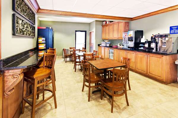 Restaurant - Microtel Inn by Wyndham Woodstock - I-575, Exit 7