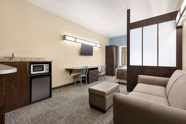 Suite - Microtel Inn by Wyndham Woodstock - I-575, Exit 7