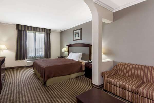  - Days Inn & Suites Garden Grove