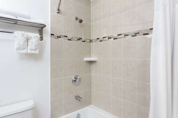  - Days Inn & Suites Garden Grove