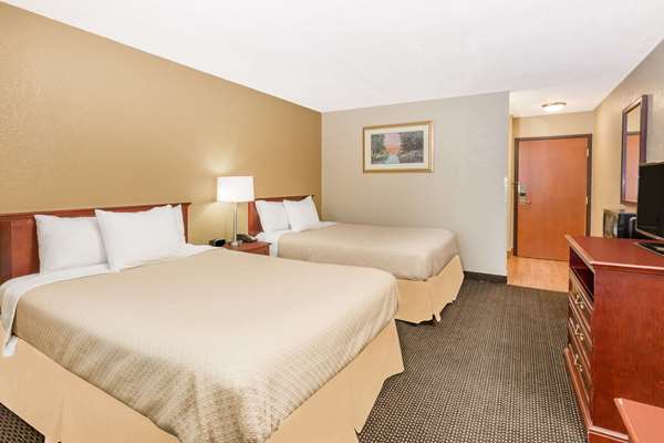  - Days Inn West Des Moines - I-235, Exit 3