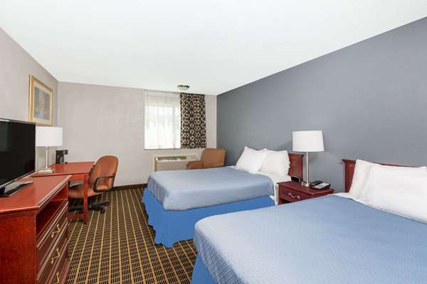  - Days Inn West Des Moines - I-235, Exit 3