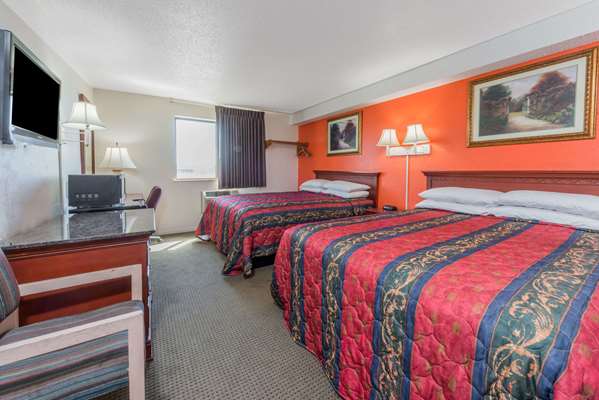  - Knights Inn Ferguson - I-270, Exits 30A & 30