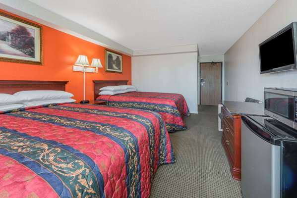  - Knights Inn Ferguson - I-270, Exits 30A & 30