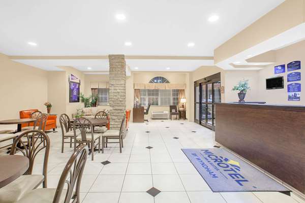  - Microtel Inn by Wyndham Conway - I-40, Exit 125