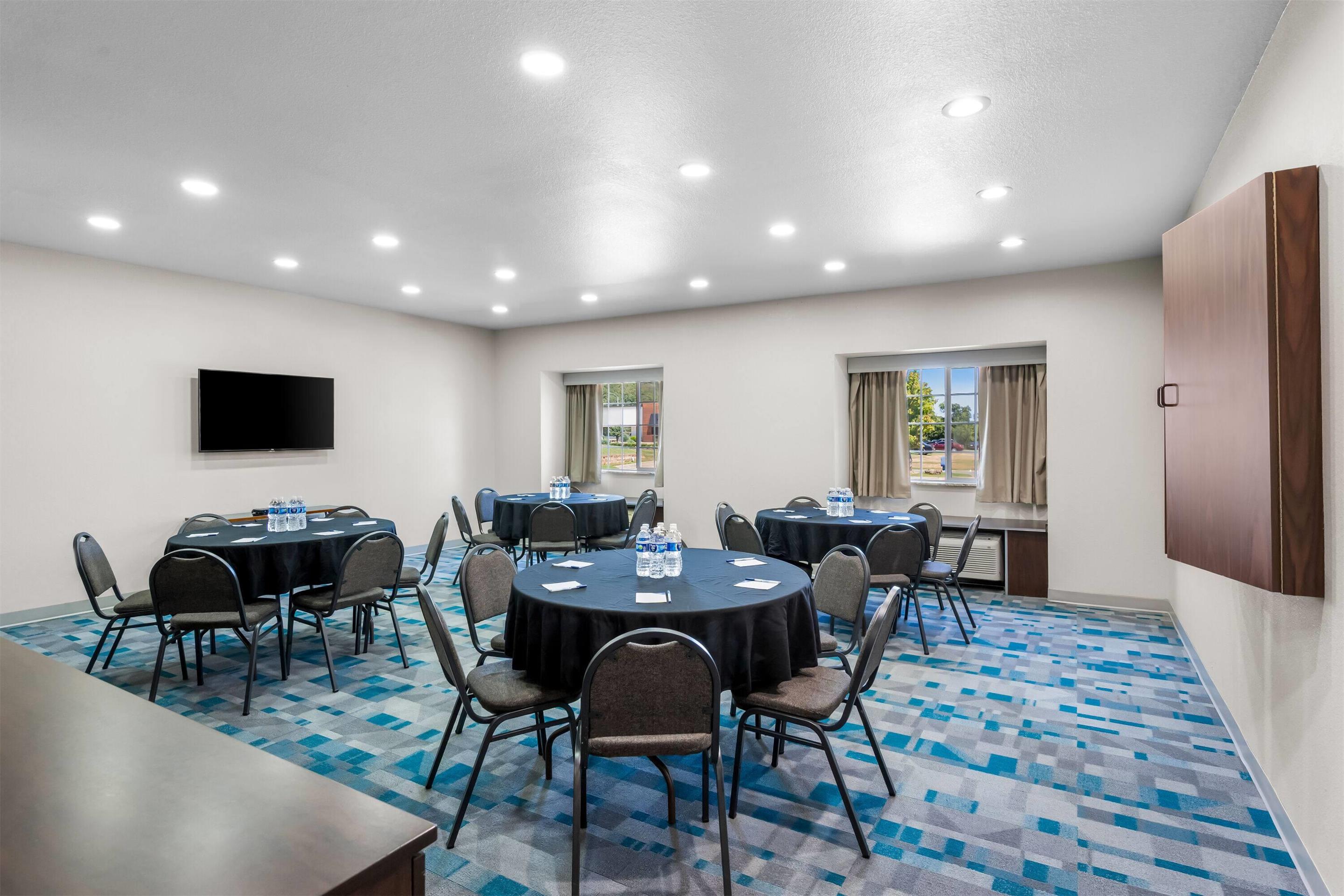 Meeting Room | Microtel Inn & Suites by Wyndham Conway