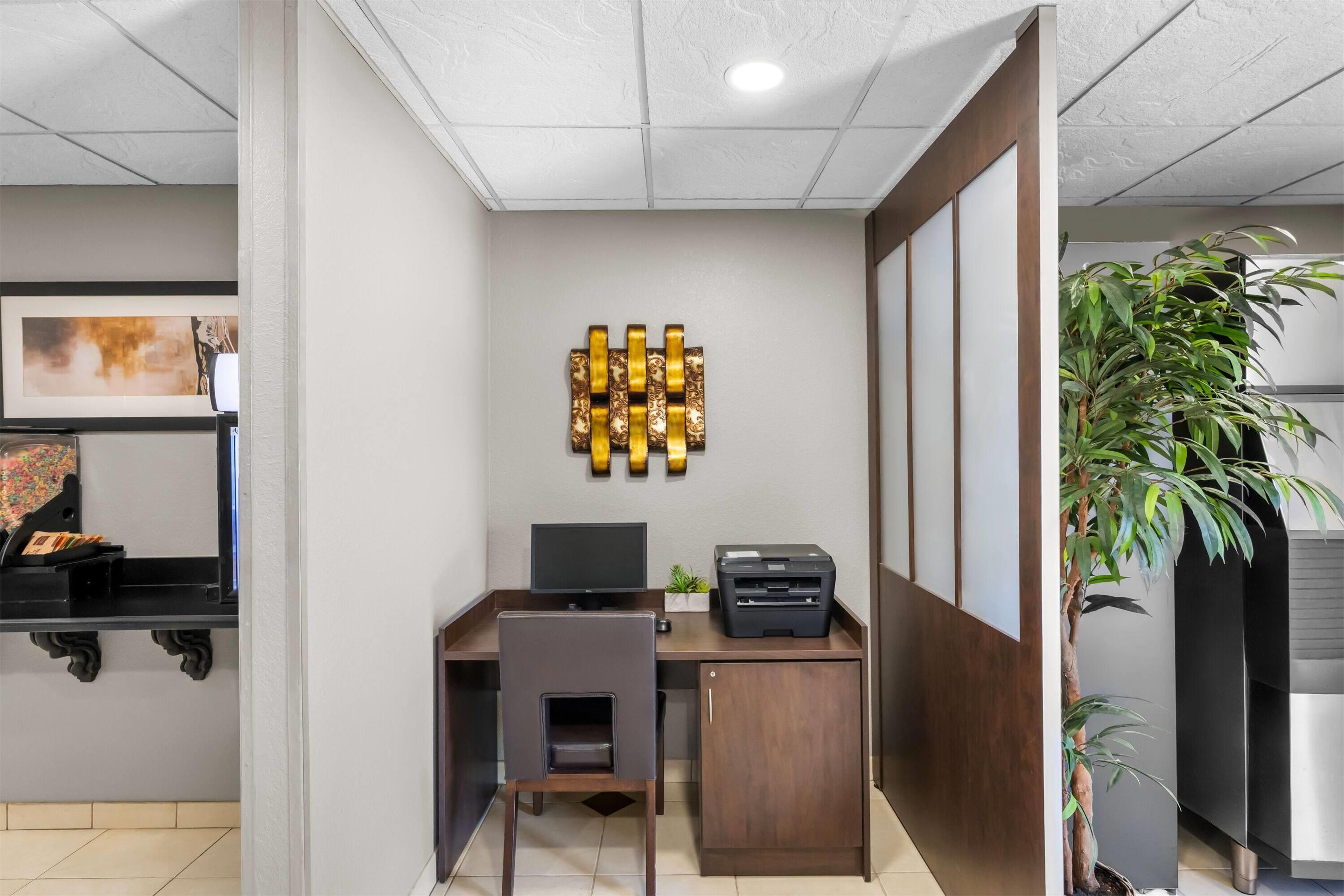 Business Center | Microtel Inn & Suites by Wyndham Conway